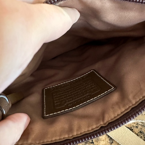 Coach tan patchwork stitch messenger crossbody bag - Picture 7 of 8